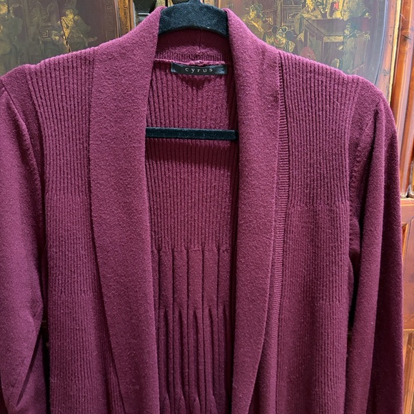 Cyrus Women's burgundy Open Front Cardigan - Picture 4 of 5